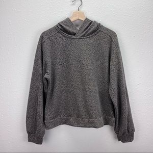 Urban Romantics animal cheetah print cropped hoodie sweatshirt long sleeves